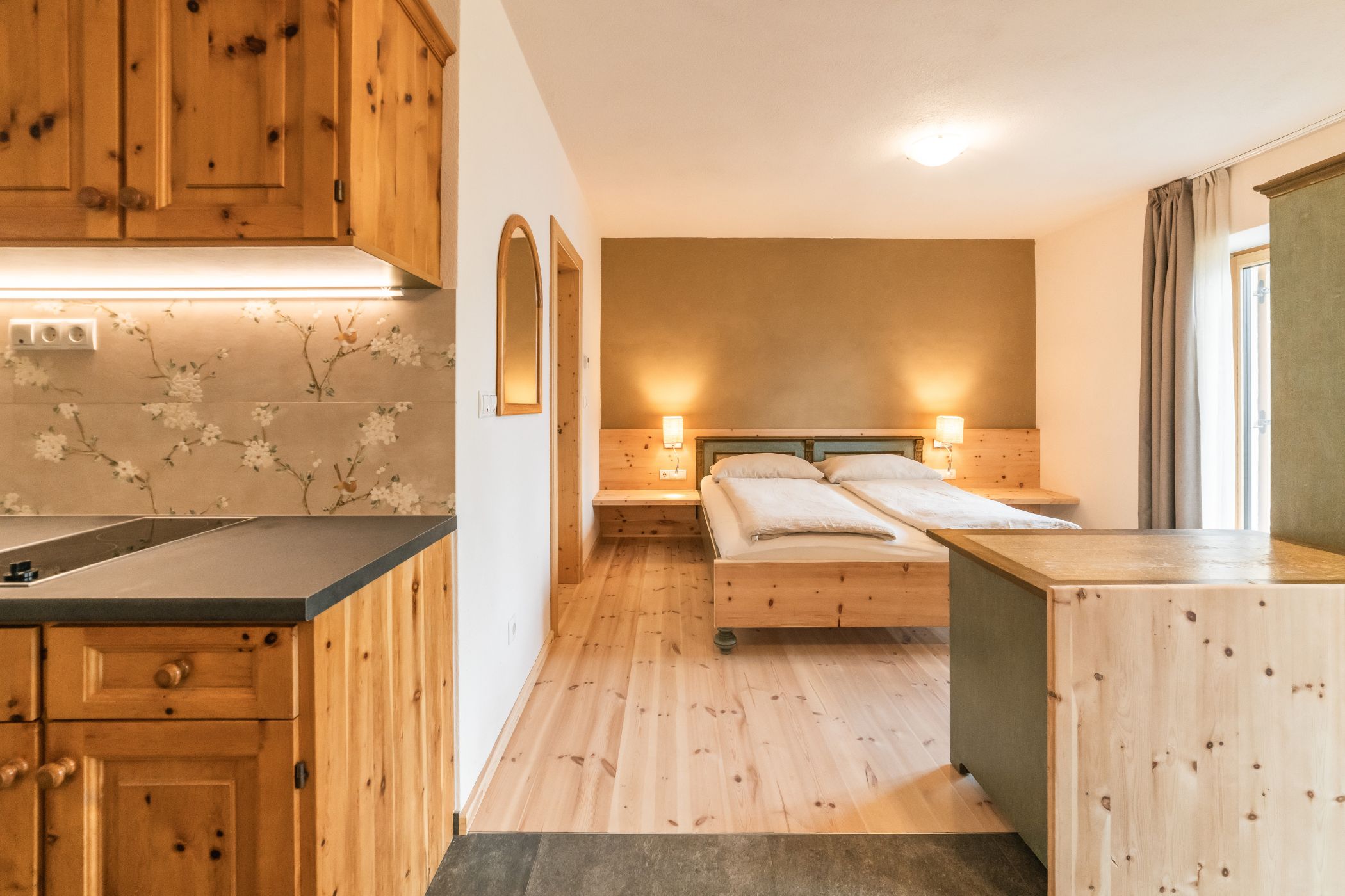 Helles Ferienapartment mit Garten bei Brixen